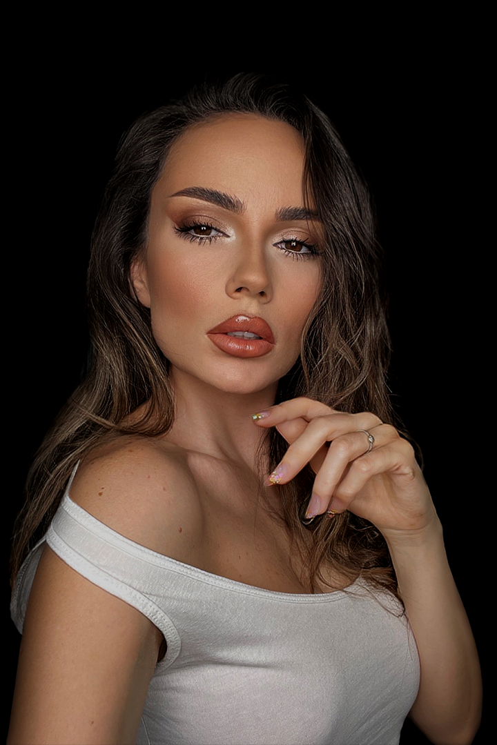 Portret placeholder - fotografie reală în curând